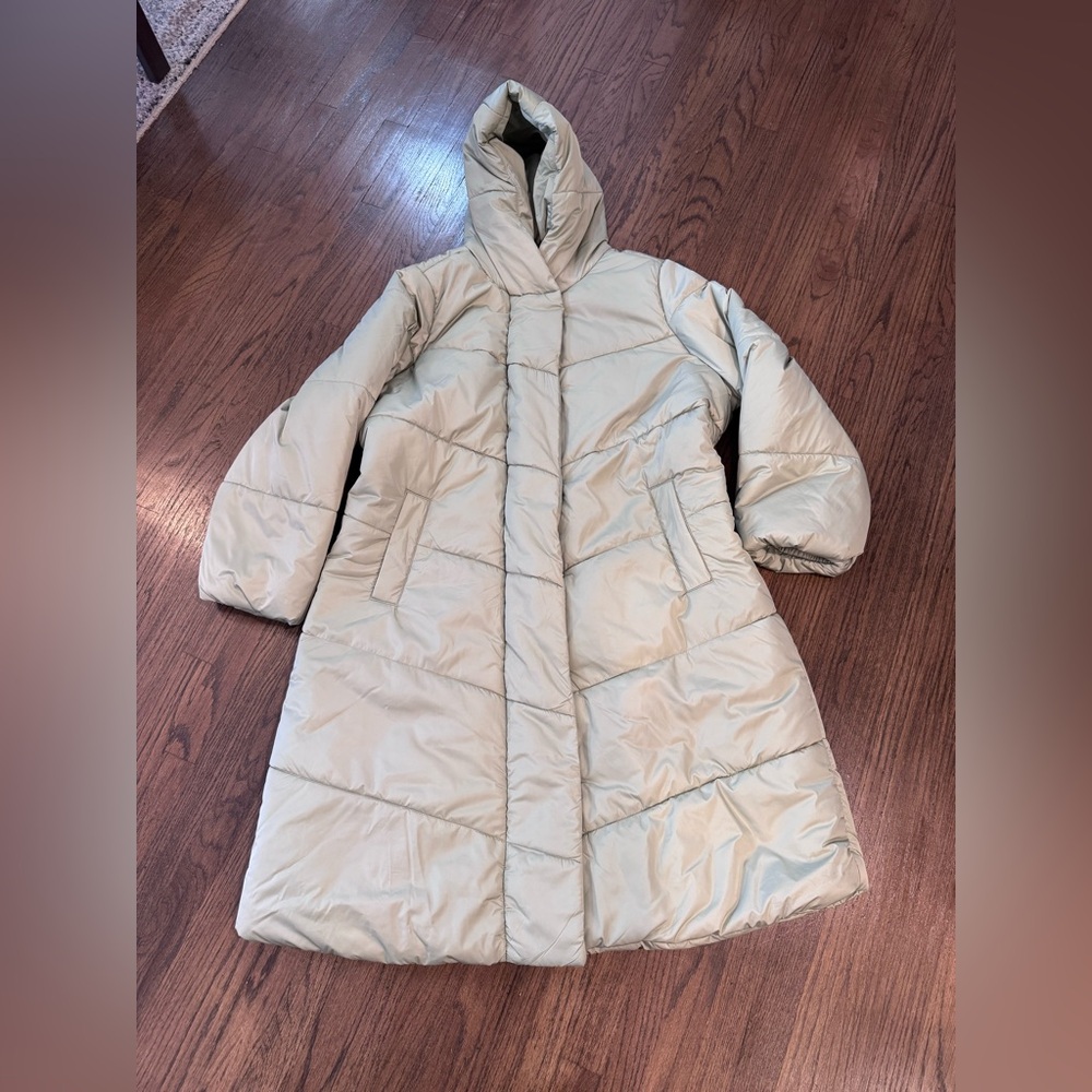 NWOT Women's Hooded Puffer Coat - Light Green - Picture 10 of 13